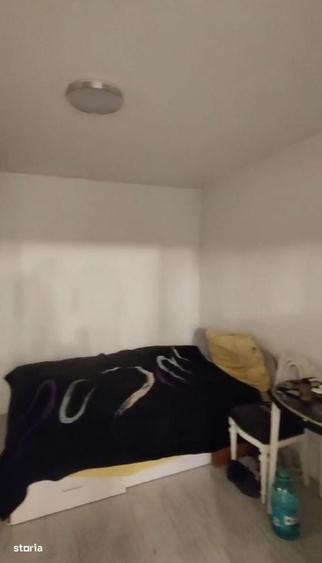 Casă cu 3 camere în Lacul Tei
