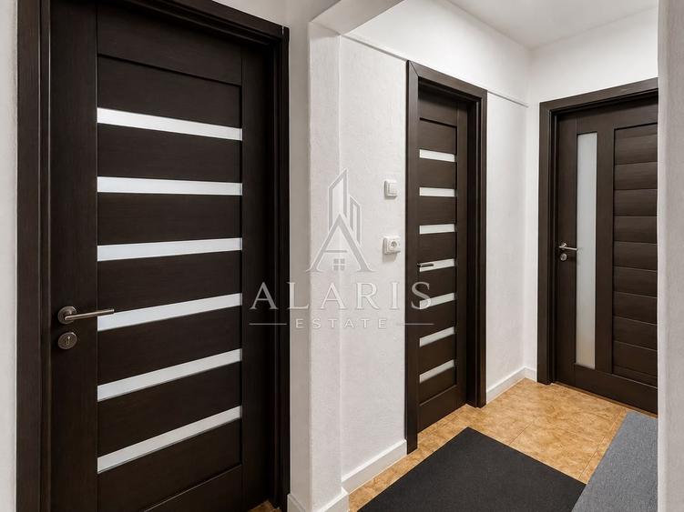 Apartament cu 3 camere semidecomandat, mobilat în Dacia