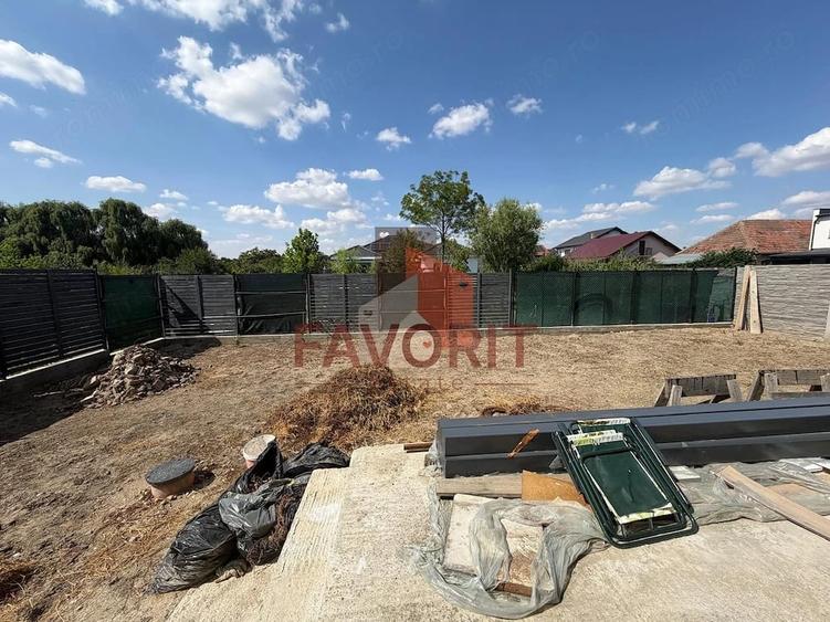 Casă cu 7 camere cu Teren 500 Mp în Săcălaz