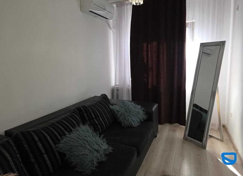 Apartament cu 3 camere decomandat în Popa Șapcă