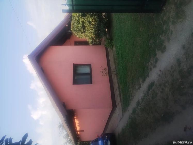 Casă cu 3 camere în Hitiaș