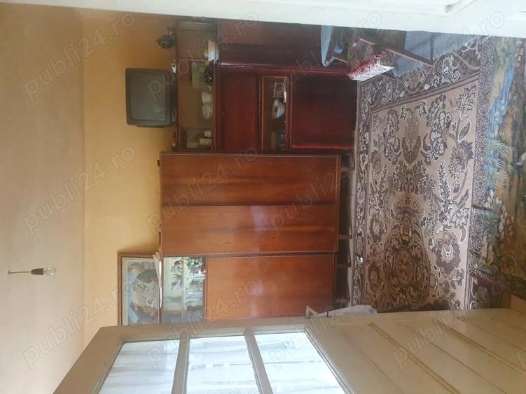 Casă cu 3 camere cu Teren 3000 Mp în Vărzari