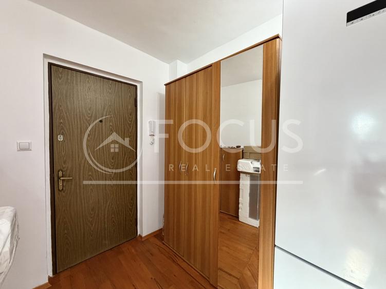 Apartament cu 2 camere decomandat, mobilat în Tei