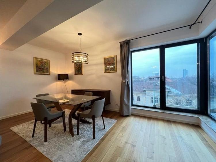 Apartament cu 3 camere în Dorobanți