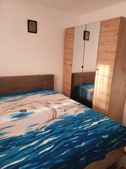 Apartament cu 2 camere semidecomandat în Poarta 6