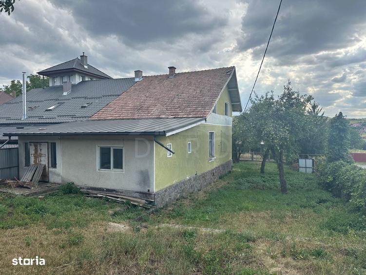 Casă cu 4 camere cu Teren 1000 Mp în Râciu