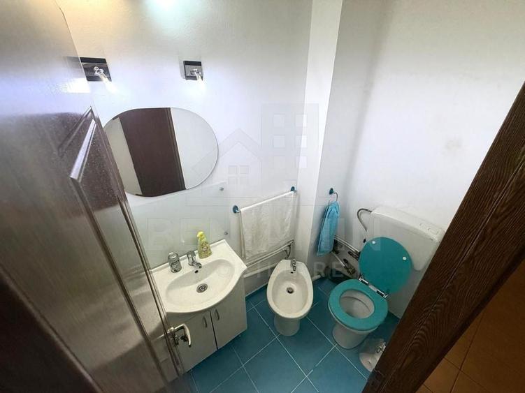 3 camere decomandat cu 2 bai Rovine etajul 3 centrala ter... - 6