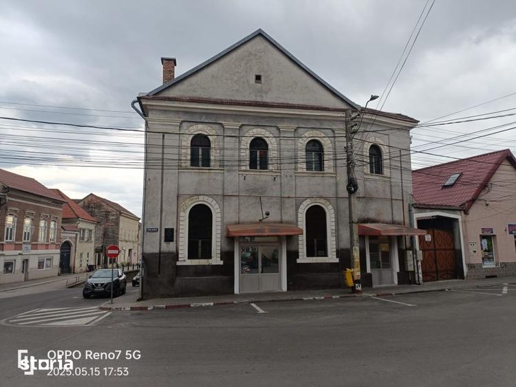Spațiu comercial, de 322 mp, în Reghin