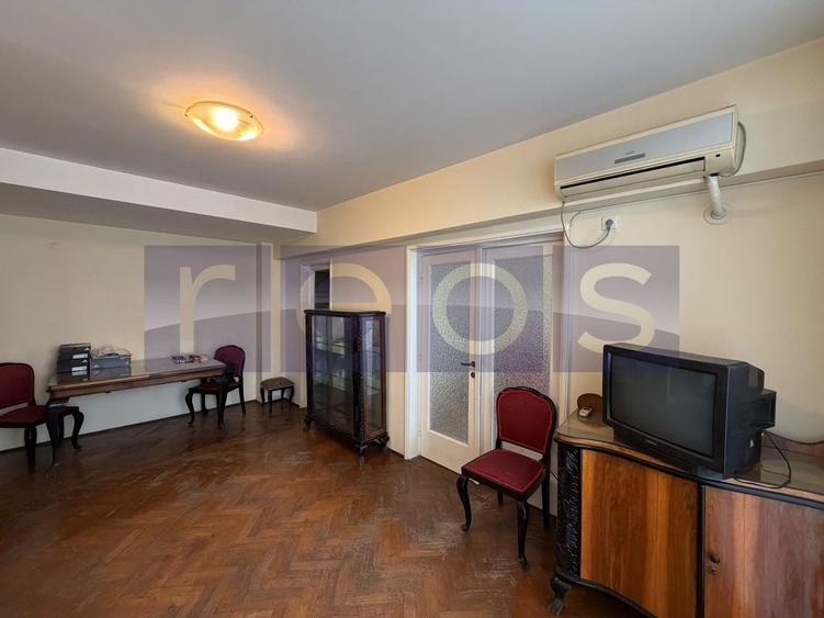 Apartament cu 2 camere, mobilat în Sala Palatului