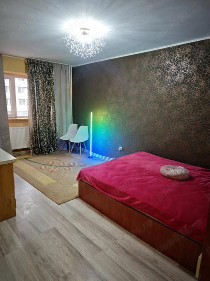Garsonieră decomandată în Micro 20