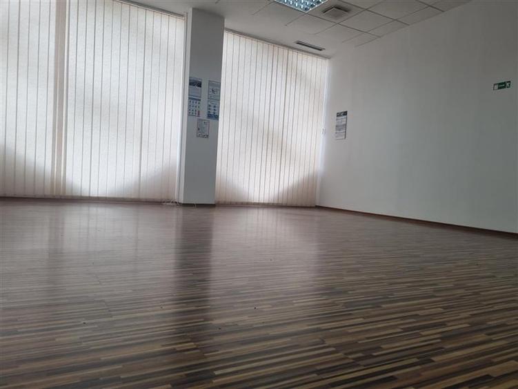 Birou, de 40 mp, în Ultracentral