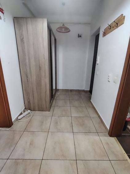 Apartament cu 2 camere decomandat în Florești