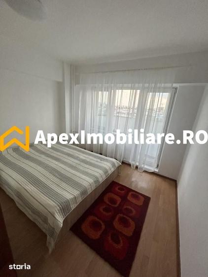Apartament cu 3 camere decomandat în Obor