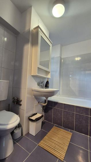 Proprietar, inchiriez Ap. 2 camere, 2 min. de Metrou si STB, zona Drumul Taberei, Valea Ialomitei, loc Parcare inclus - 1