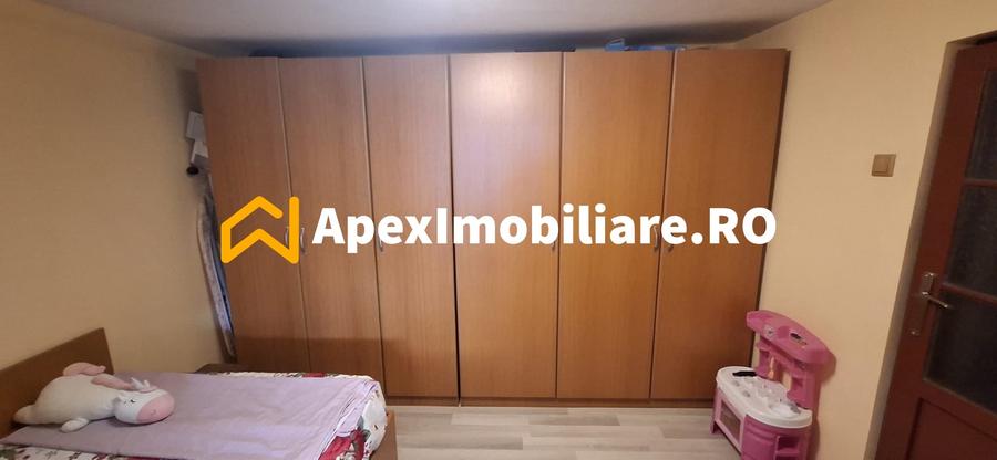 Casă individuală cu 4 camere cu Canalizare în Măgurele