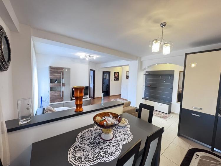 apartament cu 3 camere-de inchiriat-bloc nou-parcare proprie - 1