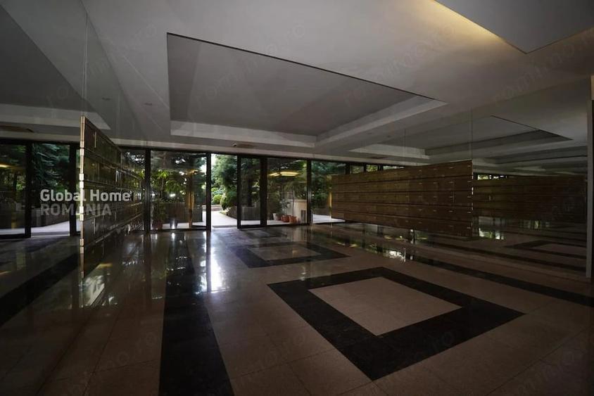 Apartament cu 3 camere semidecomandat în Herăstrău
