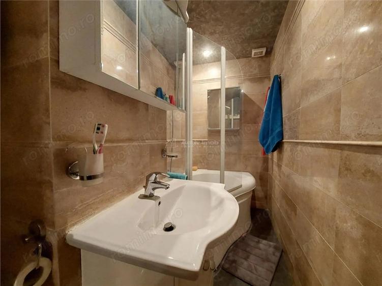 Apartament cu 2 camere decomandat în Ultracentral