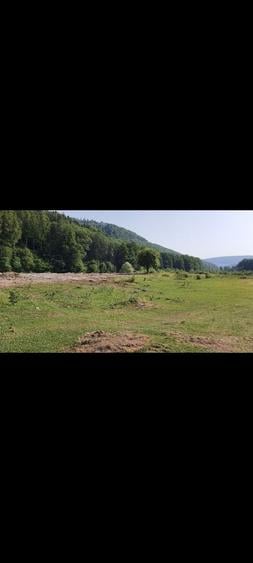 Spațiu comercial, în Moroeni