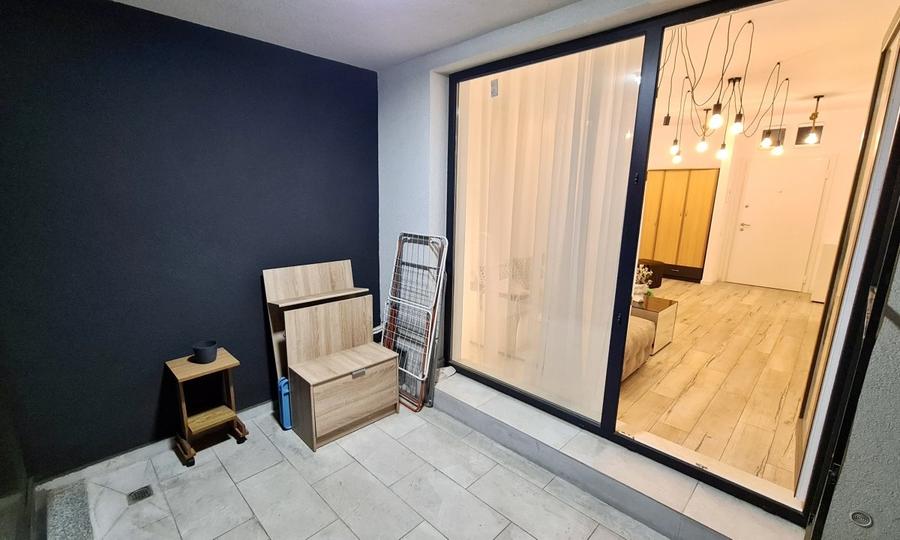 Apartament cu 2 camere semidecomandat, mobilat în Titan