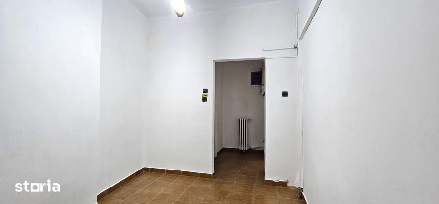 Apartament cu 4 camere în Iancului