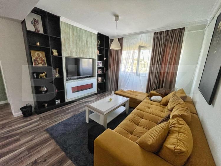 Apartament cu 3 camere semidecomandat, mobilat în Plaiul Vulcanești
