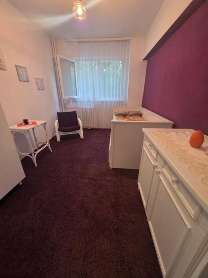 Apartament cu 3 camere decomandat în Colentina