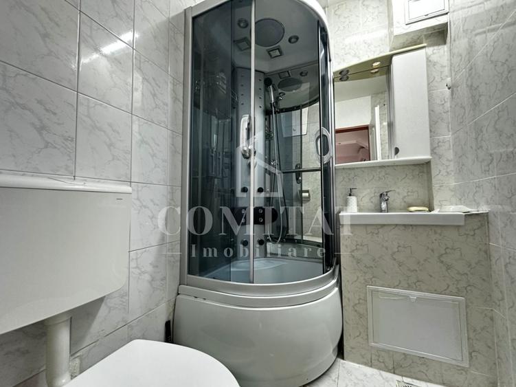Apartament cu 4 camere decomandat, mobilat în Mărăști