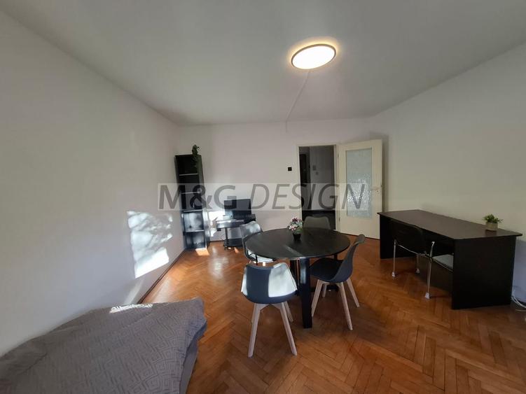 Apartament cu 2 camere decomandat, mobilat în Medicină