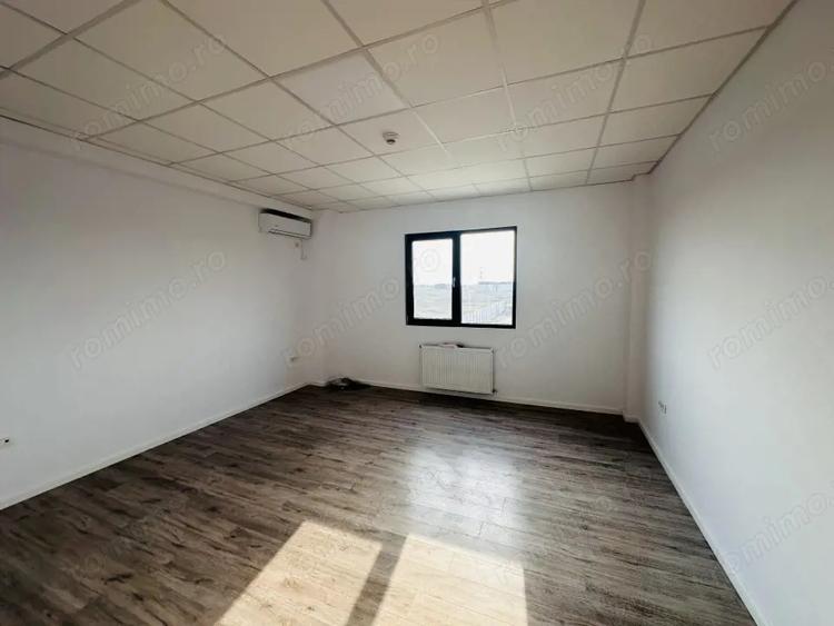 Spațiu comercial, de 386 mp, în Domnești