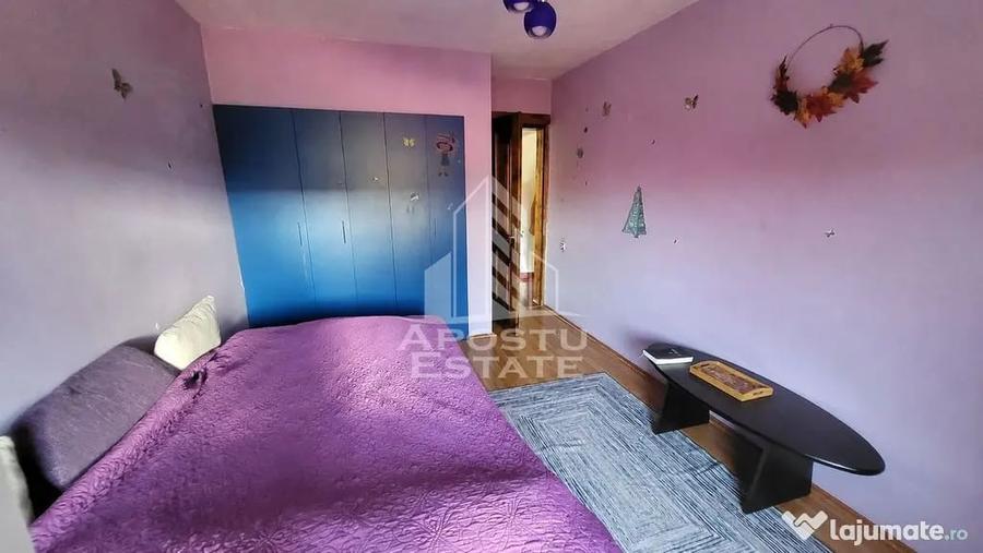 Casă cu 4 camere cu Teren 574 Mp în Aradului