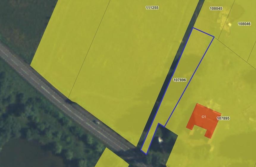Teren Construcții intravilan de 1396 mp, în Râșnov