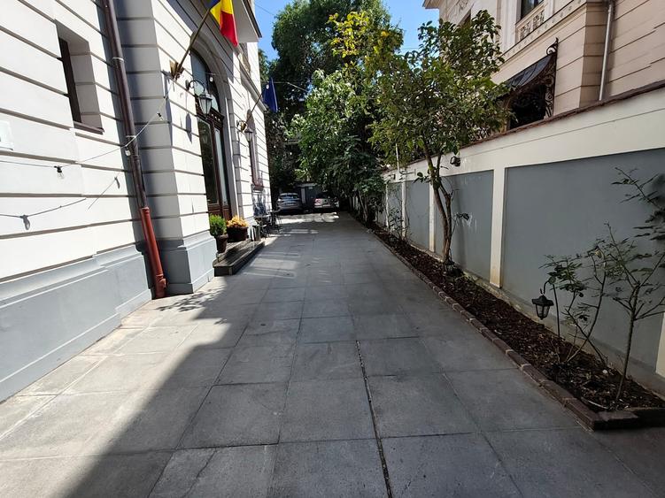 Spațiu comercial, de 26 mp, în P-ța Amzei