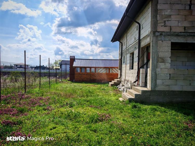 Casă cu 4 camere în Ordoreanu