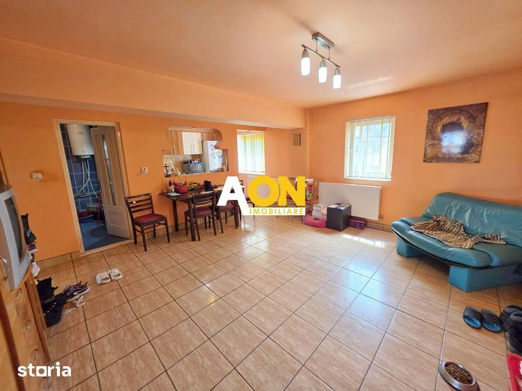 Apartament cu 3 camere în Gura Sohodol