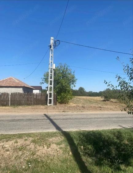 Teren de 4611 mp, în Corbu