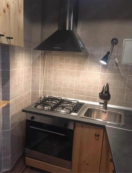 Apartament cu 2 camere semidecomandat în Armeneasca