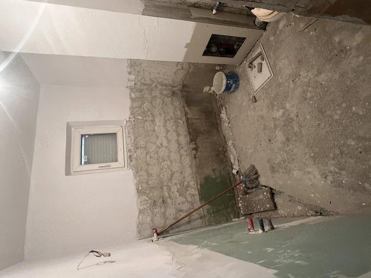 Apartament cu 3 camere nedecomandat în Central
