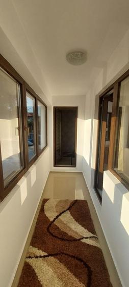 Apartament cu 2 camere decomandat în Roșu