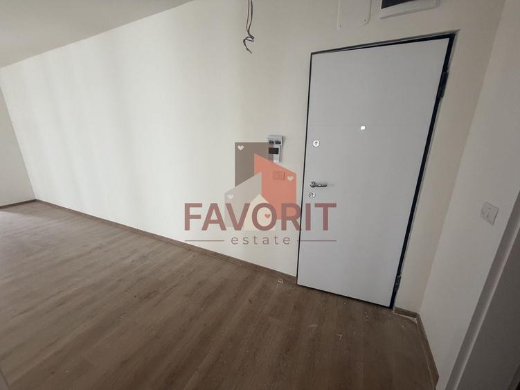 Apartament cu 3 camere decomandat în Aradului