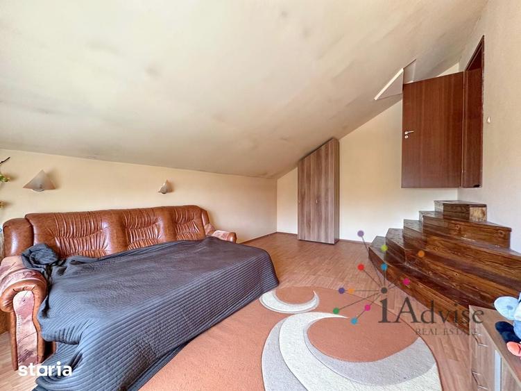 Casă cu 5 camere cu Teren 1500 Mp în Hălchiu