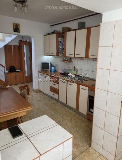 Apartament cu 2 camere decomandat în Poarta 6