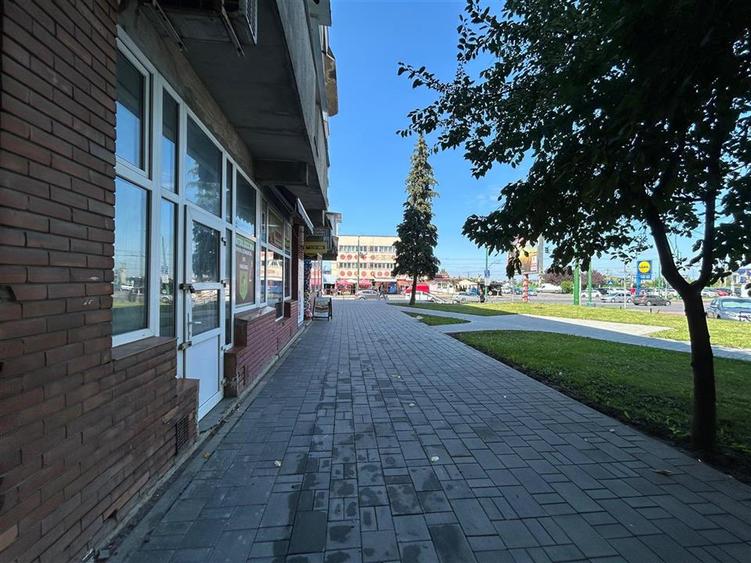 Spațiu comercial, de 39 mp, în Craiter