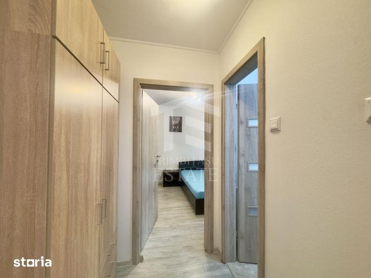 Apartament cu 2 camere, mobilat în Tei