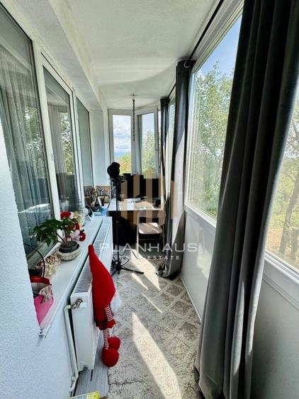 Apartament cu 2 camere semidecomandat, mobilat în Hotvon