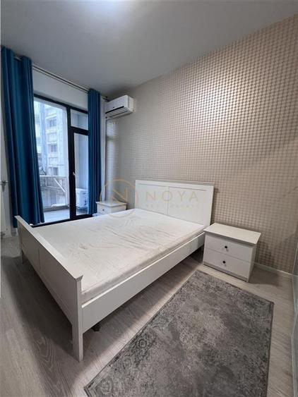 Apartament cu 3 camere semidecomandat, mobilat în Decebal