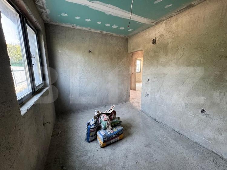 Casă individuală cu 4 camere cu Teren 500 Mp în Nord-Vest