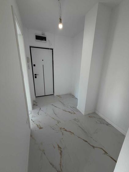 Apartament cu 2 camere semidecomandat în Fizicienilor