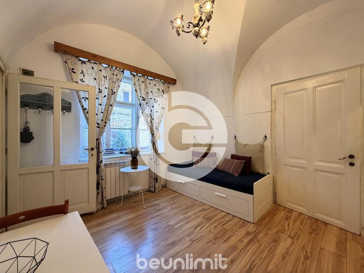 Apartament cu 2 camere nedecomandat, mobilat în Ultracentral
