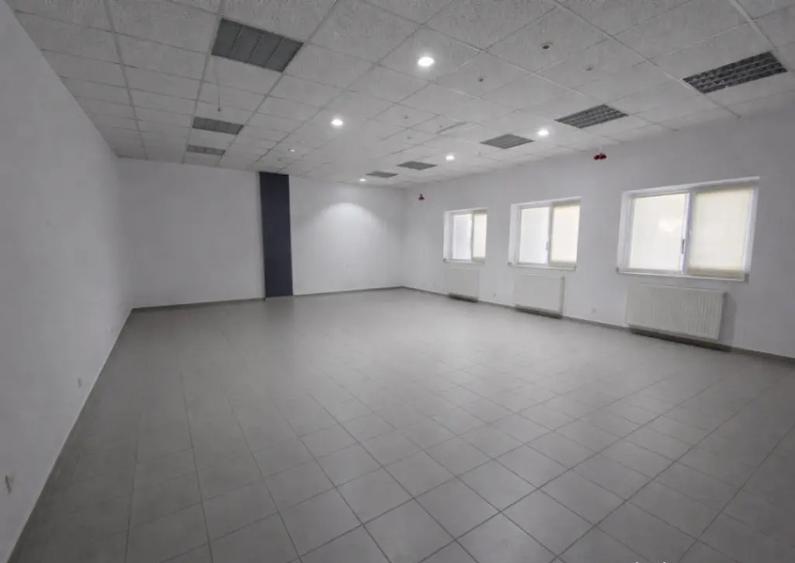 Spațiu comercial, de 52 mp, în Faleza Nord